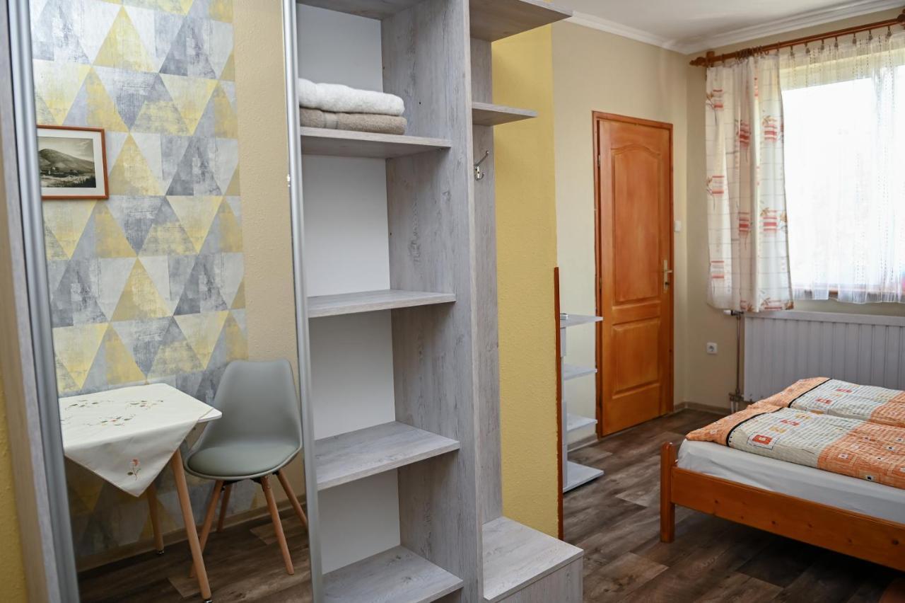 Hotel Angéla Vendegház Tokaj Esterno foto