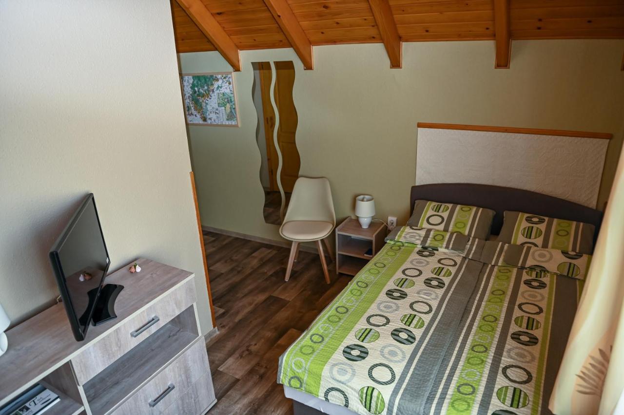 Hotel Angéla Vendegház Tokaj Esterno foto