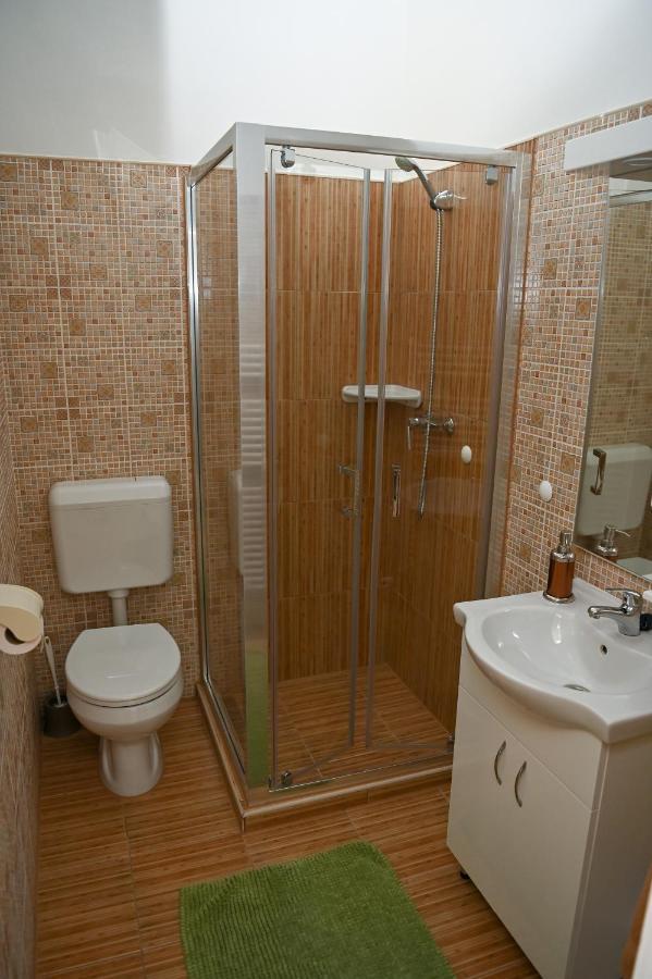 Hotel Angéla Vendegház Tokaj Esterno foto