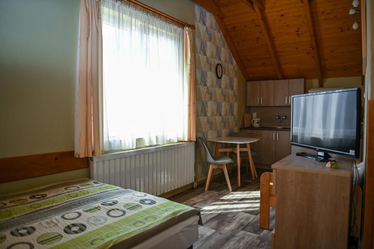 Hotel Angéla Vendegház Tokaj Esterno foto