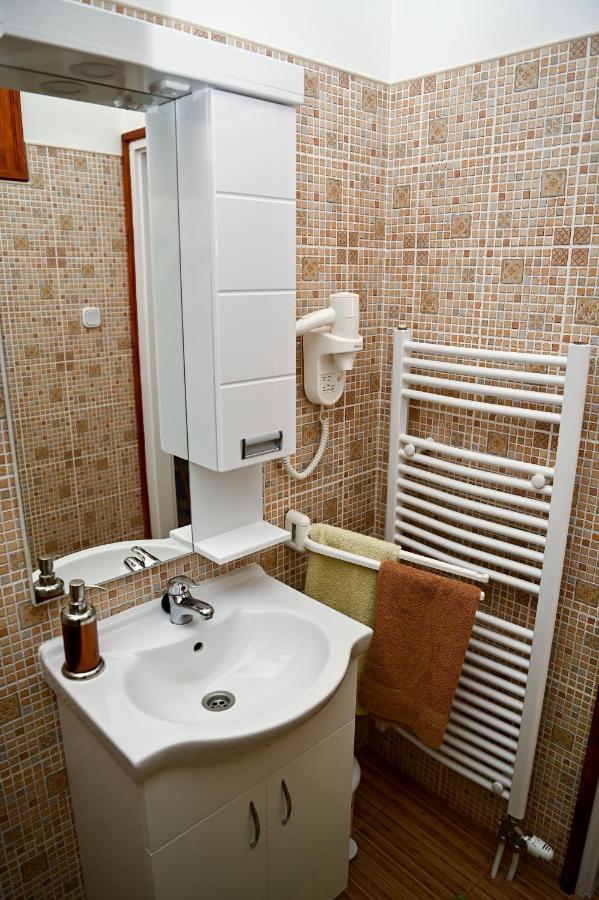 Hotel Angéla Vendegház Tokaj Esterno foto