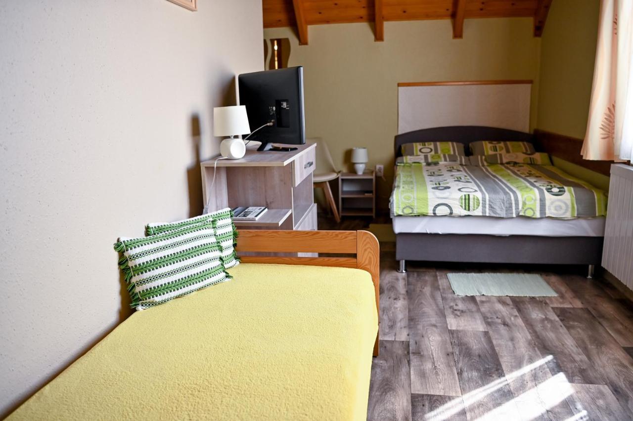 Hotel Angéla Vendegház Tokaj Esterno foto