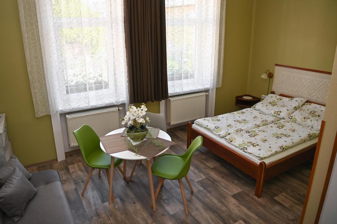 Hotel Angéla Vendegház Tokaj Esterno foto